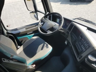 Volvo FM 420 2013 - Globetrotter XL Double tank bild 10