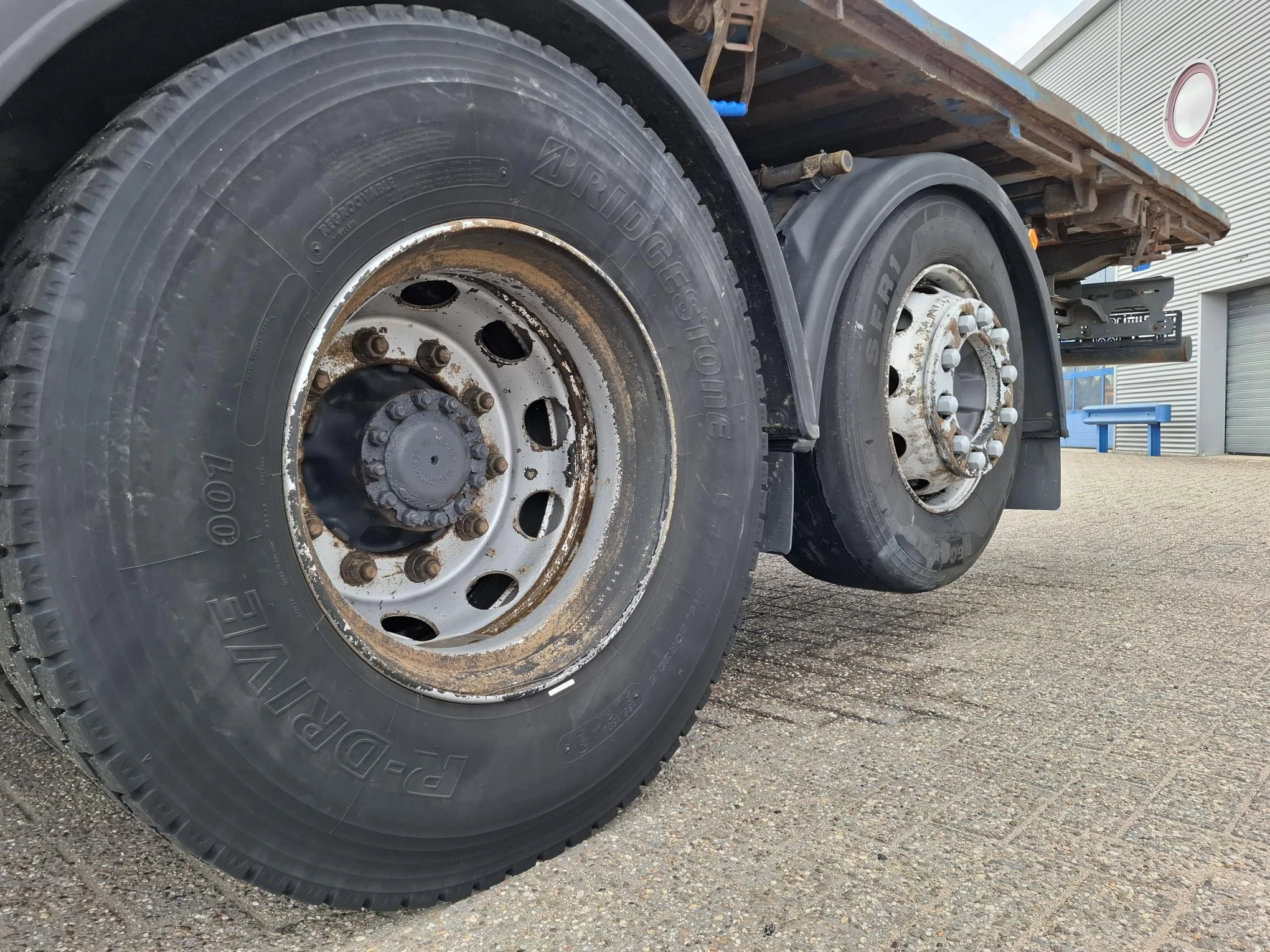 Volvo FH 2016 - FH4-460 / BDF SYSTEM / VEB+ / ACC / LWDS / FRIDGE / LIFT AXLE / AUTOMATIC / EURO-6 / 2016 afbeelding 13
