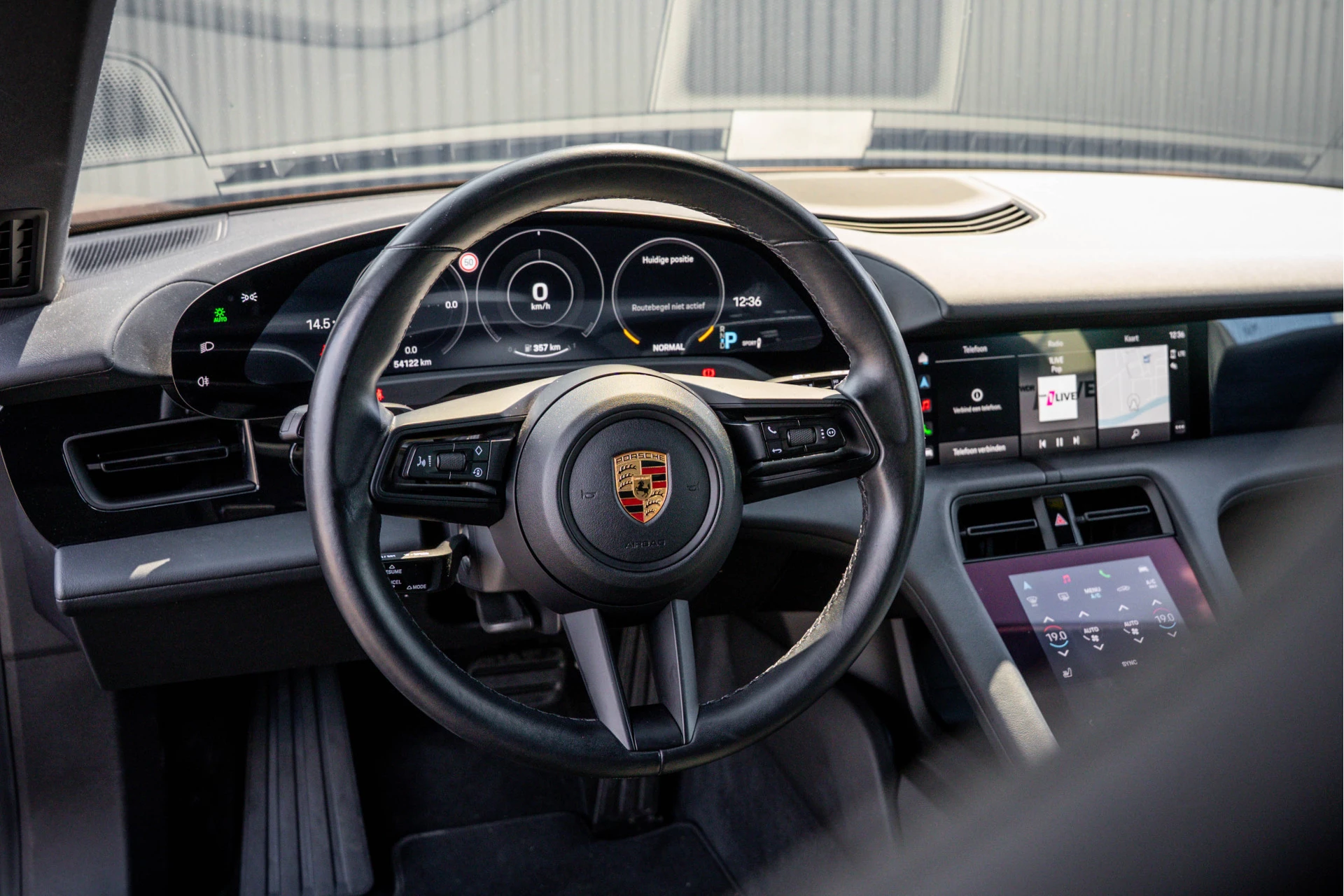 Porsche Taycan 2022 - Cross Turismo 4 | 93kWh | SOH 91% | Luchtvering | Panoramdak afbeelding 39