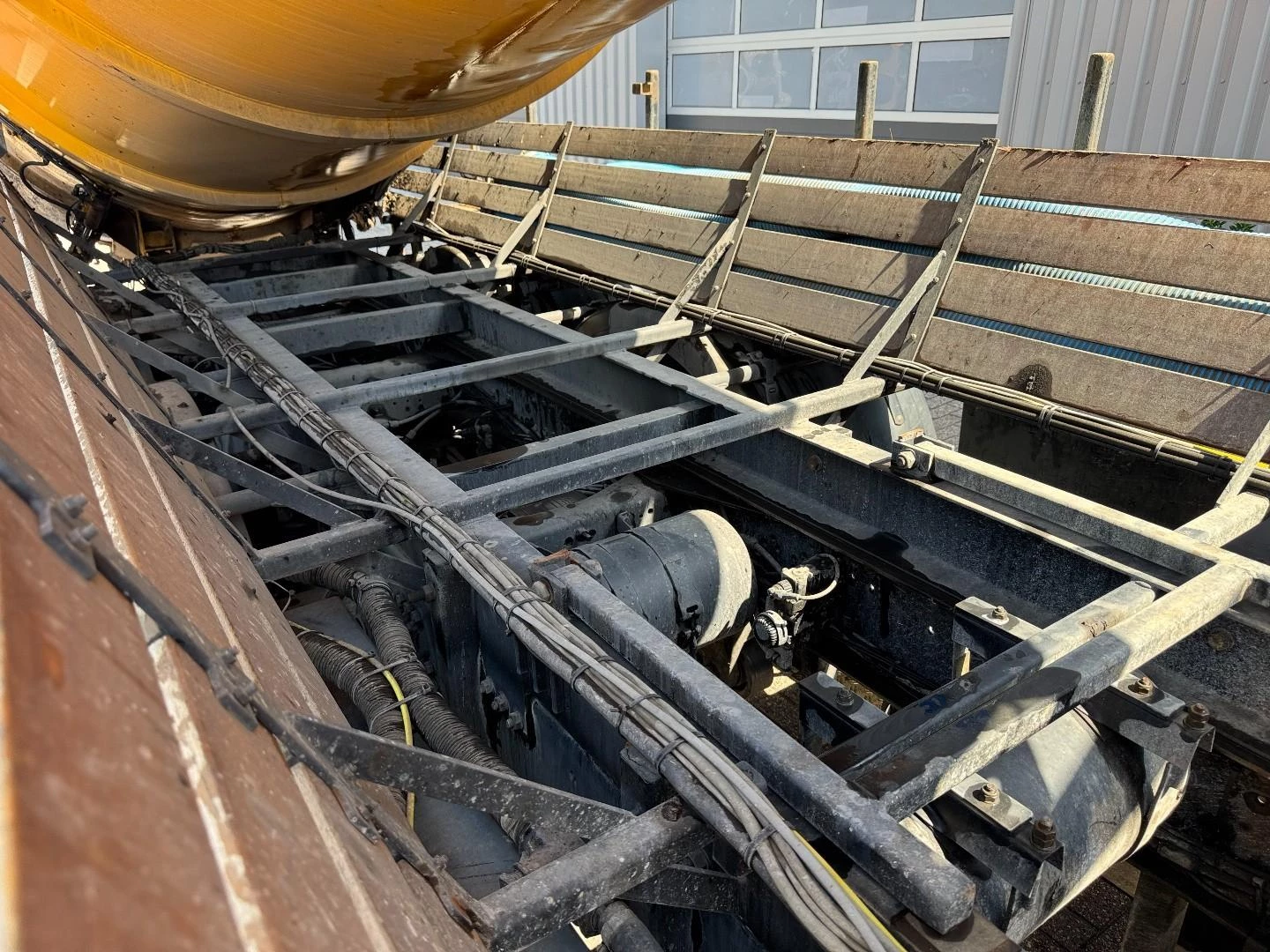 Scania P 2009 - P114-340 6x2 Saug- / Druck, Vacuum, 15.000 Ltr + Cycloon Tank imagen 37
