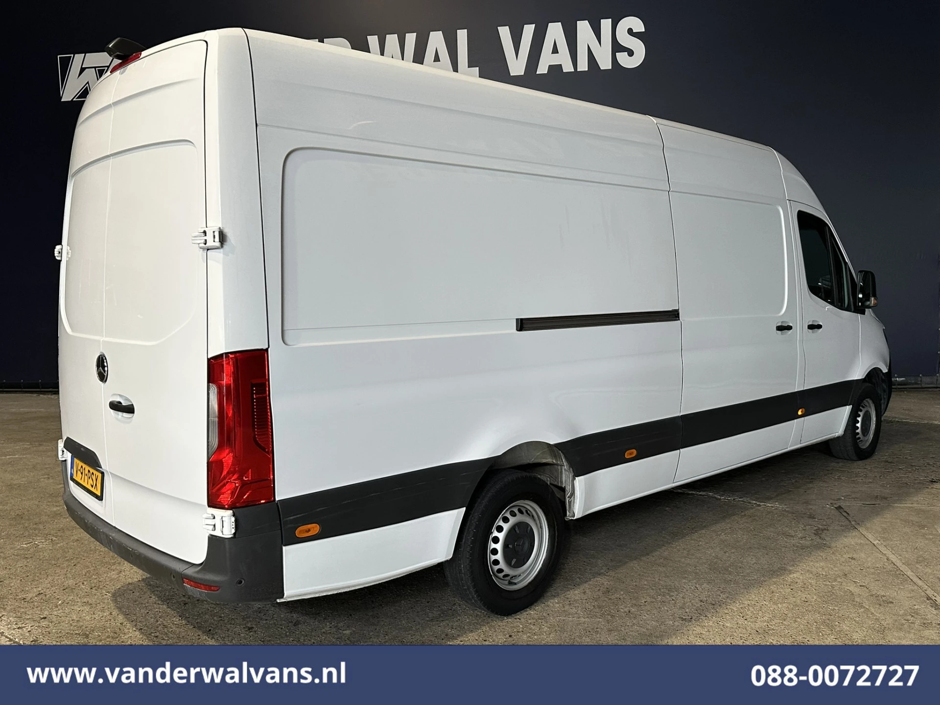 Mercedes-Benz Sprinter 2022 - 317 CDI 170pk L3H2 Euro6 Airco | Camera | Navigatie | Apple Carplay | Cruisecontrol obrázek 12