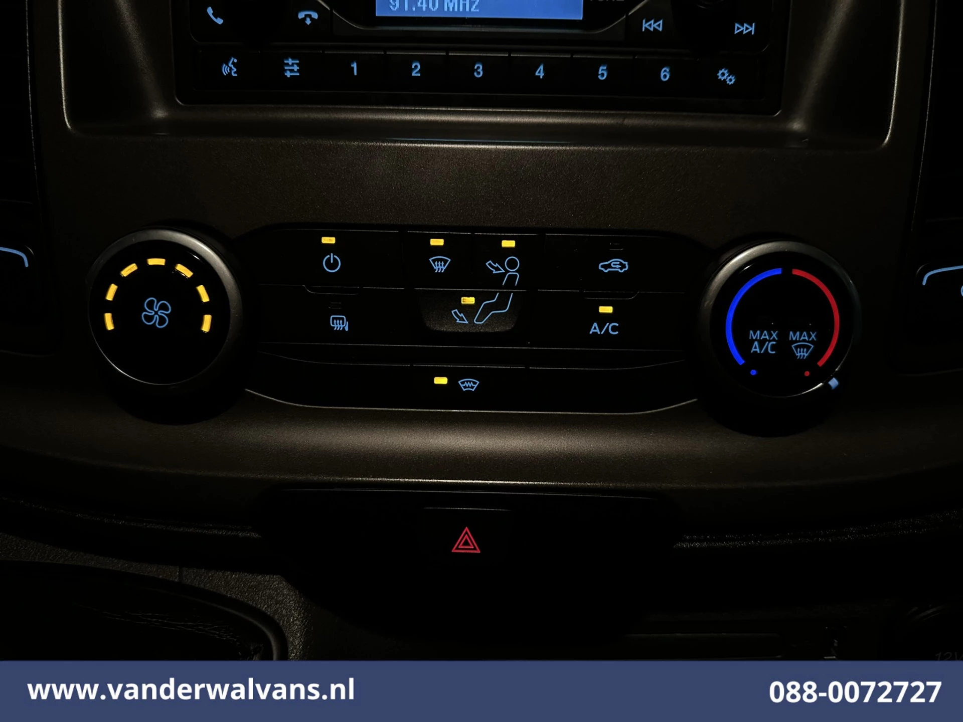 Ford Transit 2022 - 2.0 TDCI 131pk Bakwagen Laadklep Euro6 Airco | 1040kg laadvermogen | Cruisecontrol | Verwarmde voorruit image 6