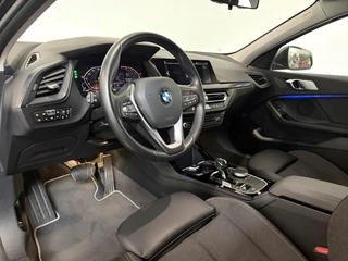 BMW 1 Serie 2020 - 118i Executive Edition afbeelding 2 miniatuur