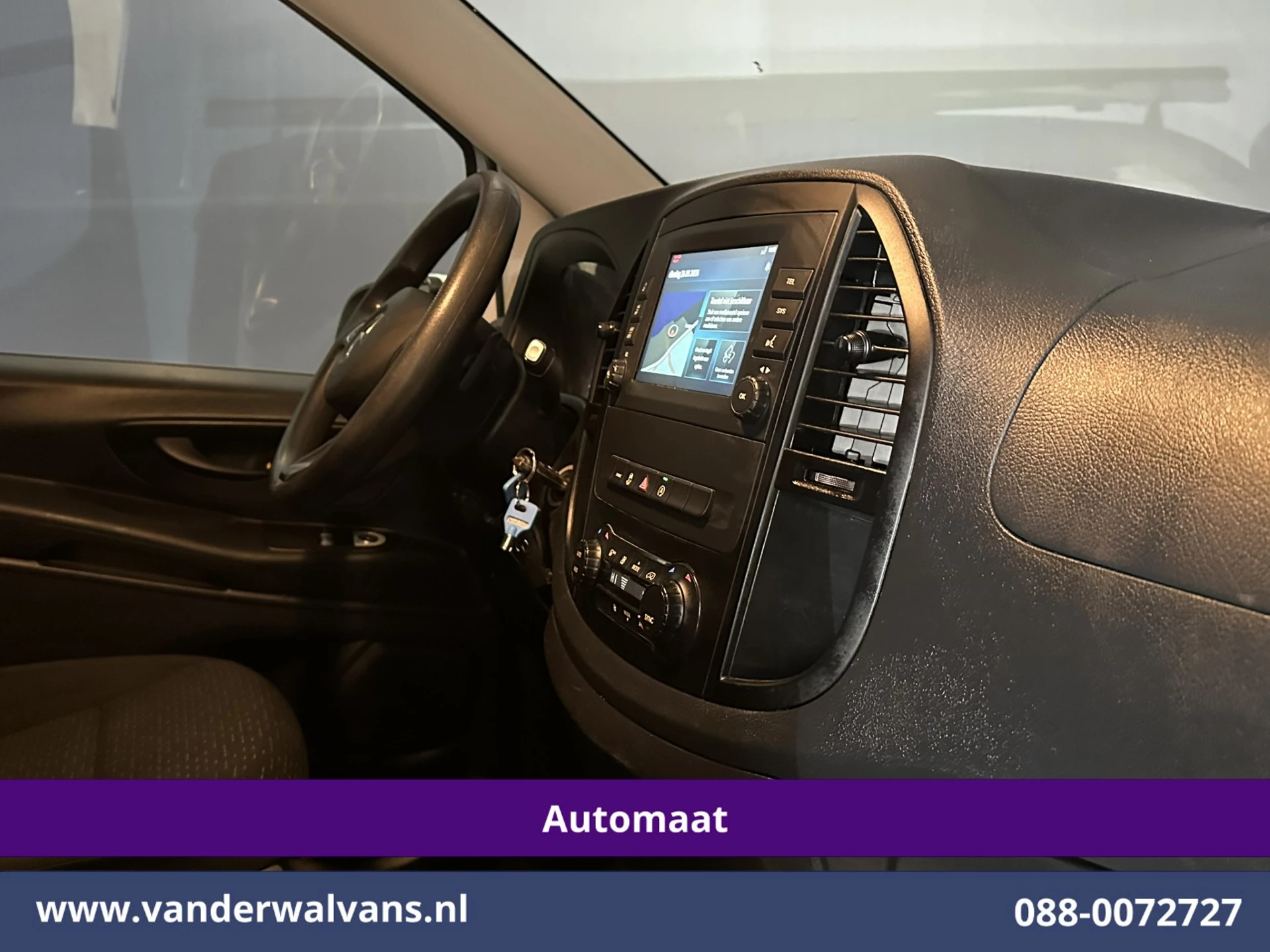Mercedes-Benz Vito 2021 - 114 CDI 136pk 9G-Tronic Automaat L2H1 Euro6 Airco | Camera | Navigatie | Imperiaal | 2500kg Trekhaak | Apple Carplay image 15