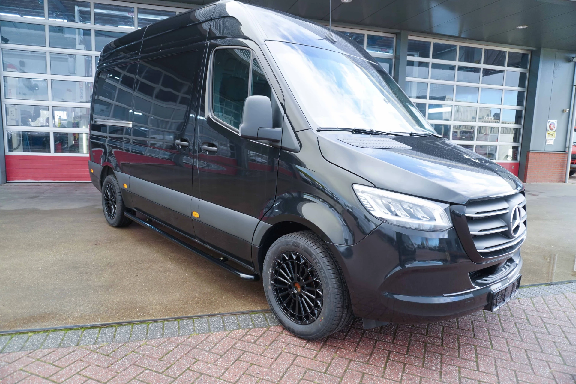 Mercedes-Benz Sprinter 2024 - 319 CDI 191PK L2 Pro Automaat trekhaak 3.500KG afbeelding 2