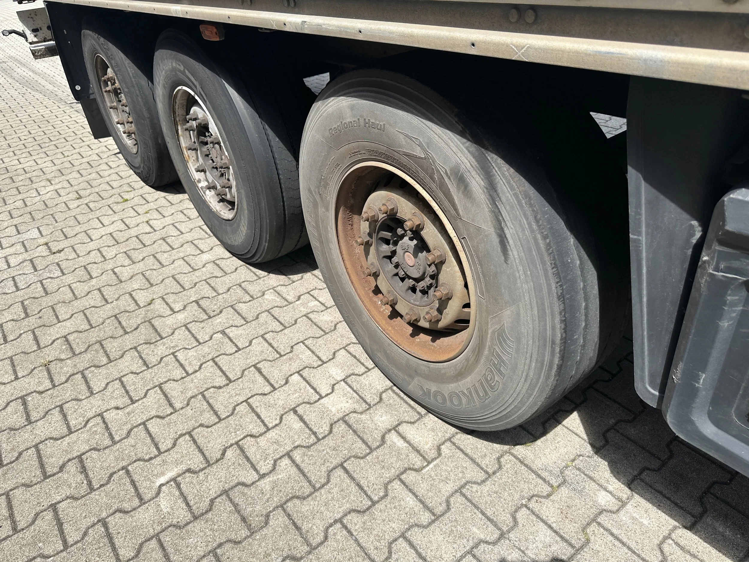 Schmitz Cargobull 2008 - SKO24 / SAF DISC / 2x LIFTAXLE / GALVANIZED / NL-TRAILER / DAMAGED obrázek 33