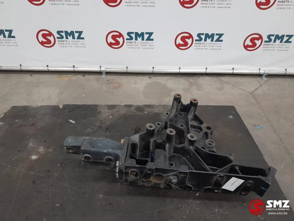 Renault 2002 - Occ bracket rechts Renault T 21116690 82232587 image 6