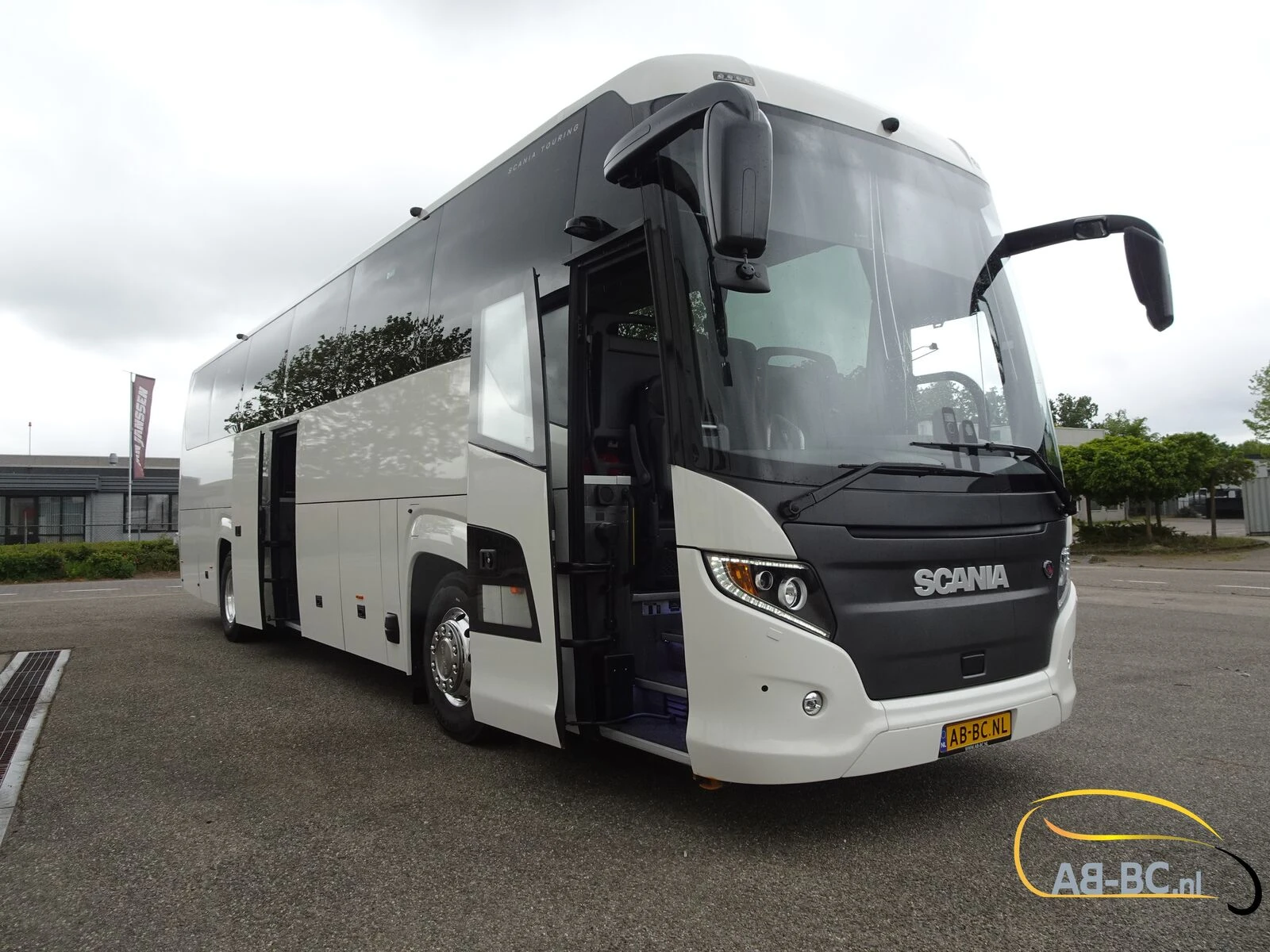 Scania Higer Touring HD 51 Seats EURO 6 afbeelding 2
