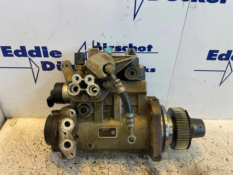 Mercedes-Benz - A 4710900850 HIGH PRESSURE PUMP BOSCH 0445020261 afbeelding 1