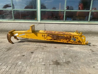 - Sloop Arm à vendre