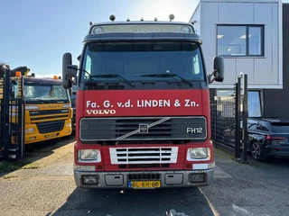 Volvo FH 2002 - 12.460 4X2 SPOILERS EURO 3 MANUAL image 2
