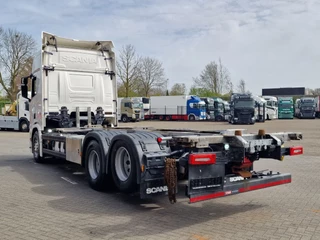 Scania R 2023 - R590 V8 NGS Highline 4x2 - BDF - 4.75 WB - Retarder - Full air - Leather - Low KM imagem 5