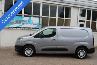 Toyota ProAce 2024 - CITY L2 |DIRECT LEVERBAAR + BPM VRIJ | 3-Zitter | Toyota GARANTIE|Carplay 1.5 D-4D Live Long zu verkaufen