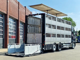 Volvo FH 2010 - 460 Berdex 3 deck livestock - Loadlift - Lifting roof - Steering axle - Manual gearbox - Full air obrazek 7
