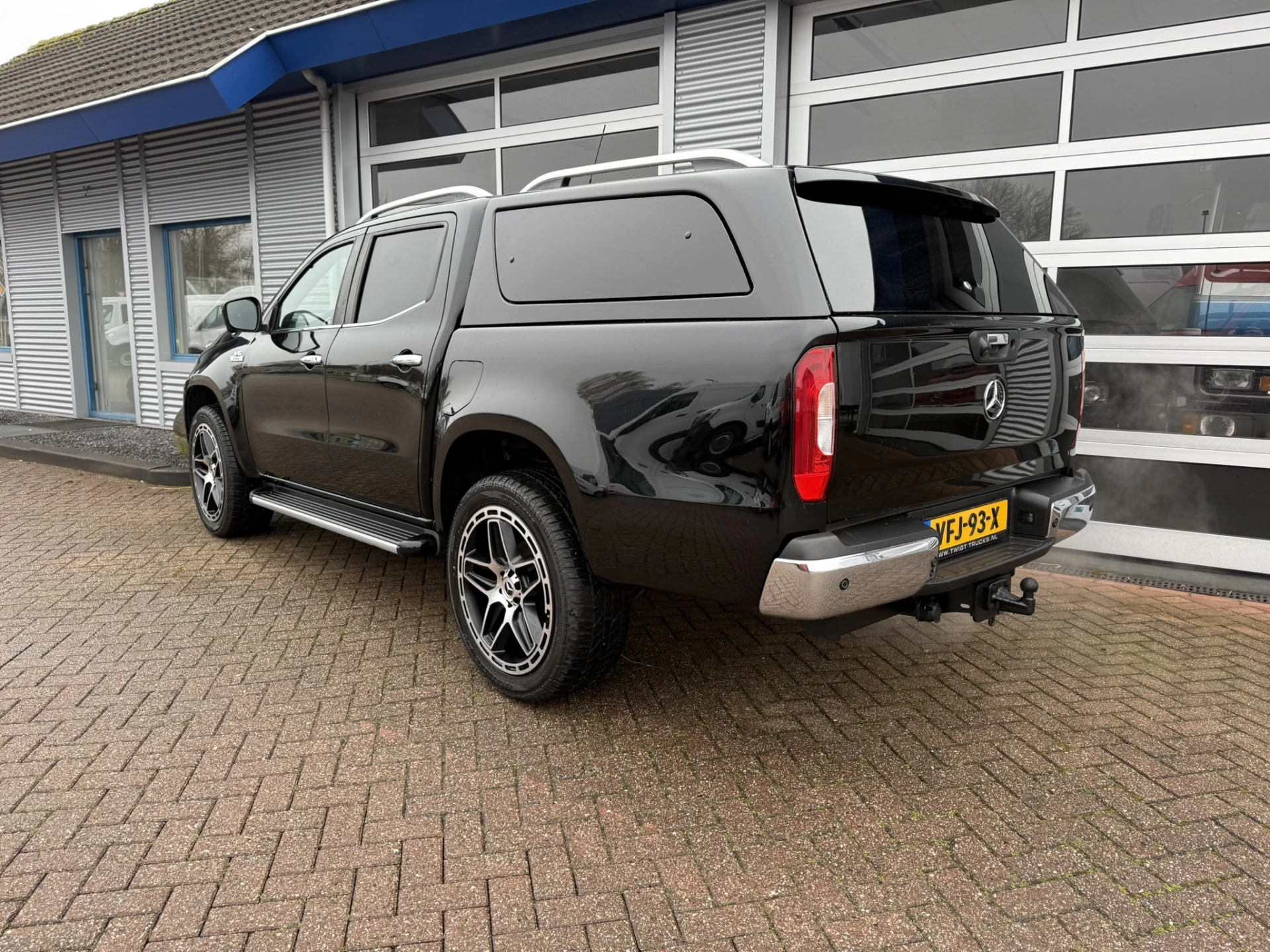 Mercedes-Benz X-Class 2020 - 350 d 4-MATIC Power Edition image 4