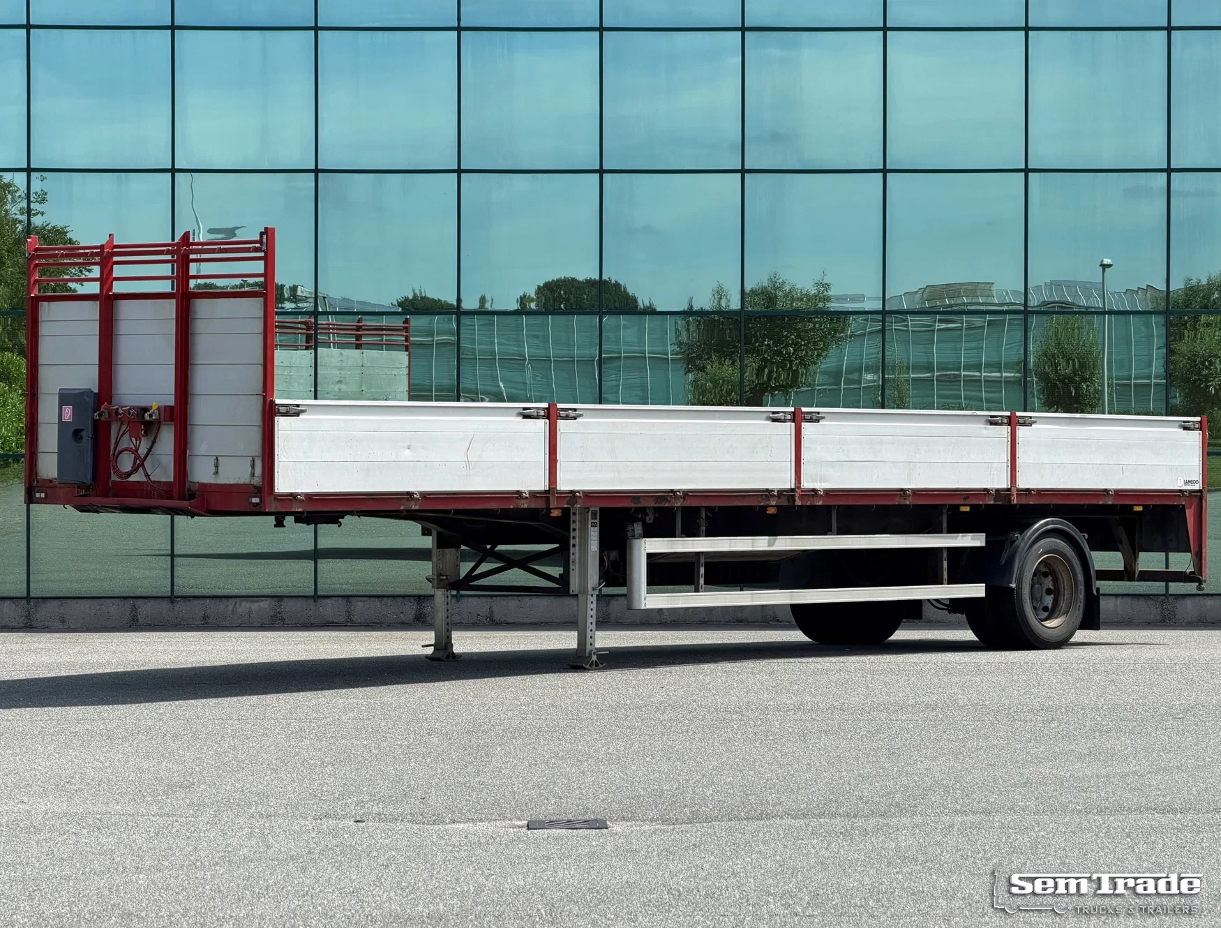 DRACO 2000 - TXA 122 STUURAS 1045x249 CM BINNEN KLEPPEN CITY TRAILER immagine 1