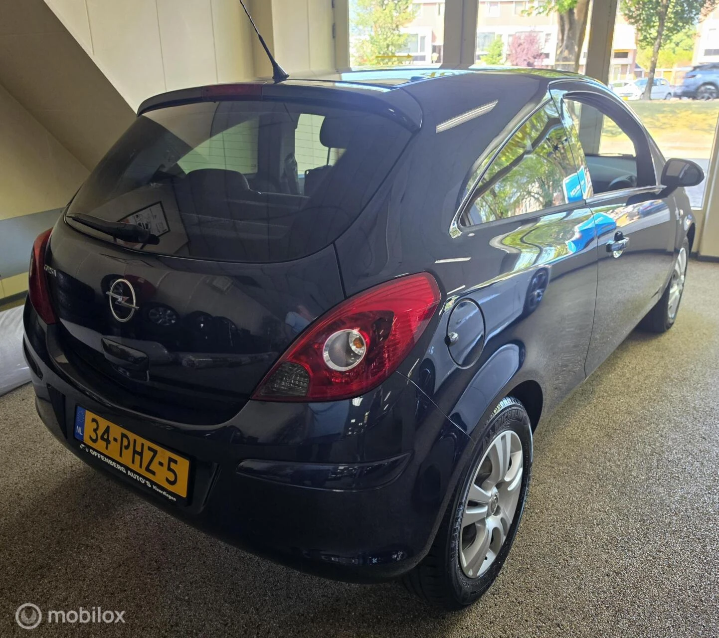 Opel Corsa 2011 - 1.4-16V 3 deurs Airco afbeelding 5