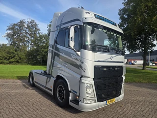 Volvo FH 2017 - 540 XL Globetrotter Performance Edition afbeelding 3 miniatuur