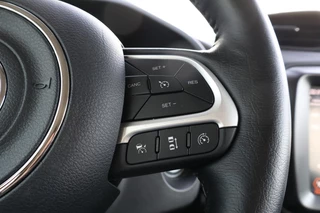 Jeep Renegade 2024 - 1.5T E-HYBRID S / Leder / 19 Inch / Apple Carplay afbeelding 22