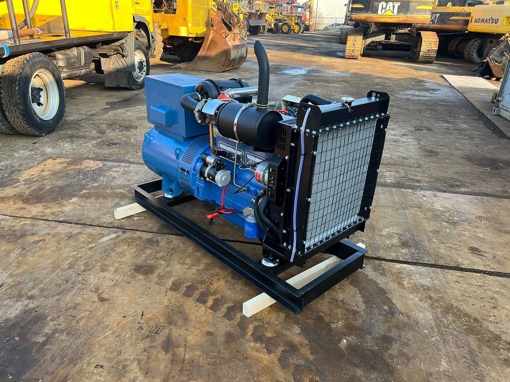 Ricardo 2022 - 50kva (40kw) generator 3 phase 50hz 400v unused obrázek 4