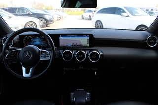 Mercedes-Benz A-Class 2022 - 200 AUT7 Business Solution NIGHT PAKKET CAMERA WIDESCREEN TREKHAAK zdjecie 2