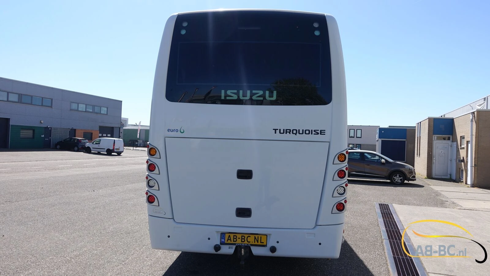 Isuzu Turquoise 30 seats EURO 6 2016 afbeelding 11