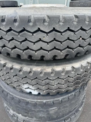 Michelin N/A - 12.00R24 XZY imagen 2