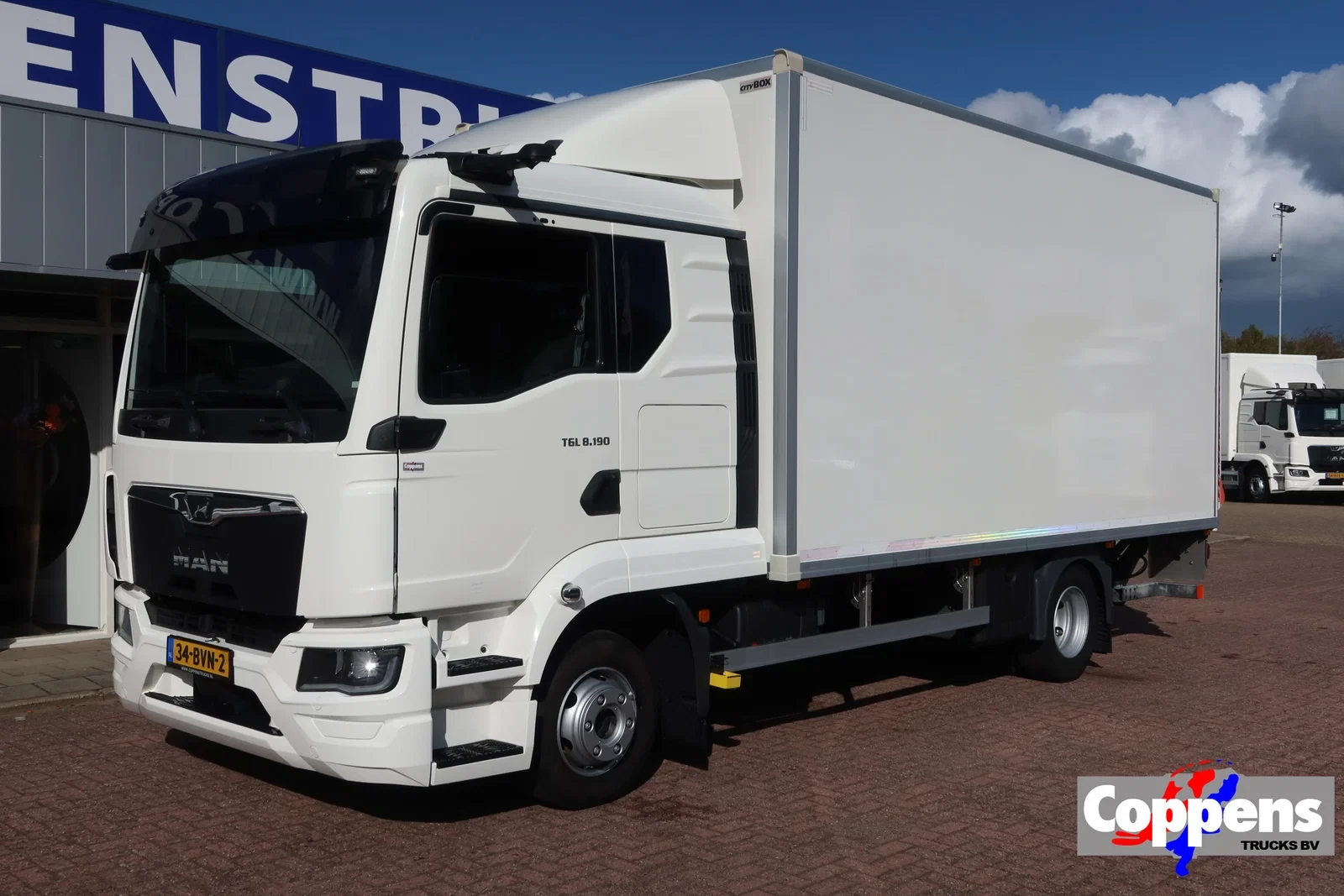 MAN TGL 2023 - 8.190 Bakwagen + Laadklep DHollandia 1500 kg afbeelding 1