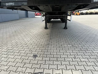 Kässbohrer N/A 2026 - NEW HEAVY DUTY FLATBED / TWISTLOCK / ALU DROPSIDES / BPW / NL / APK: 04-2027 zdjecie 8