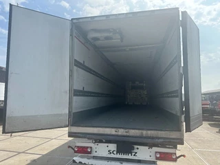 Schmitz Cargobull N/A 2012 - Schmitz Cargobull PRICES FROM €6950 TO €8950,- 40 X CARRIER 1850 MT D/E SAF AXELS afbeelding 13