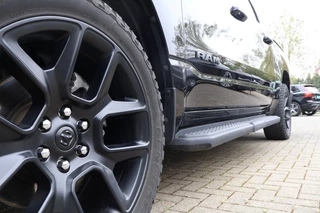 Dodge Ram 1500 2024 - 5.7i V8 Laramie Night Ed. 360 Camera / Luchtv. / Adaptive Cruise / immagine 46