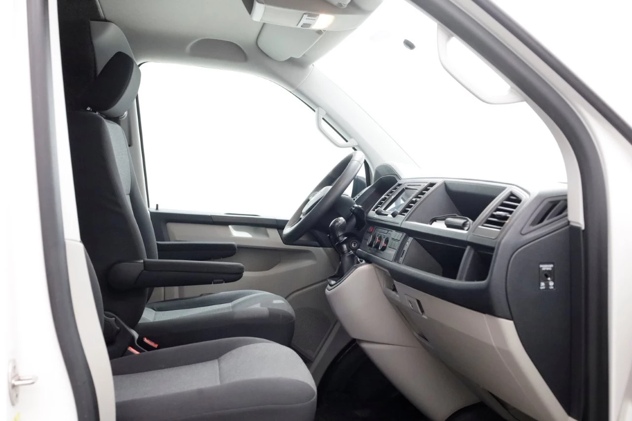 Volkswagen Transporter 2019 - 2.0 TSI 150pk Benzine L2H3 Airco/Camera/Camper? BPM-VRIJ 03-2019 obrázek 3