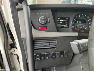 Volvo FH 2016 - 16.550 8x4 Euro 6 Fassi 42 Tonmeter laadkraan + Fly-Jib Just 236.666 km! imagem 20