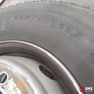 Kumho N/A 2008 - Occ vrachtwagenband 295/80R22.5 152/148M Kumho imagem 3