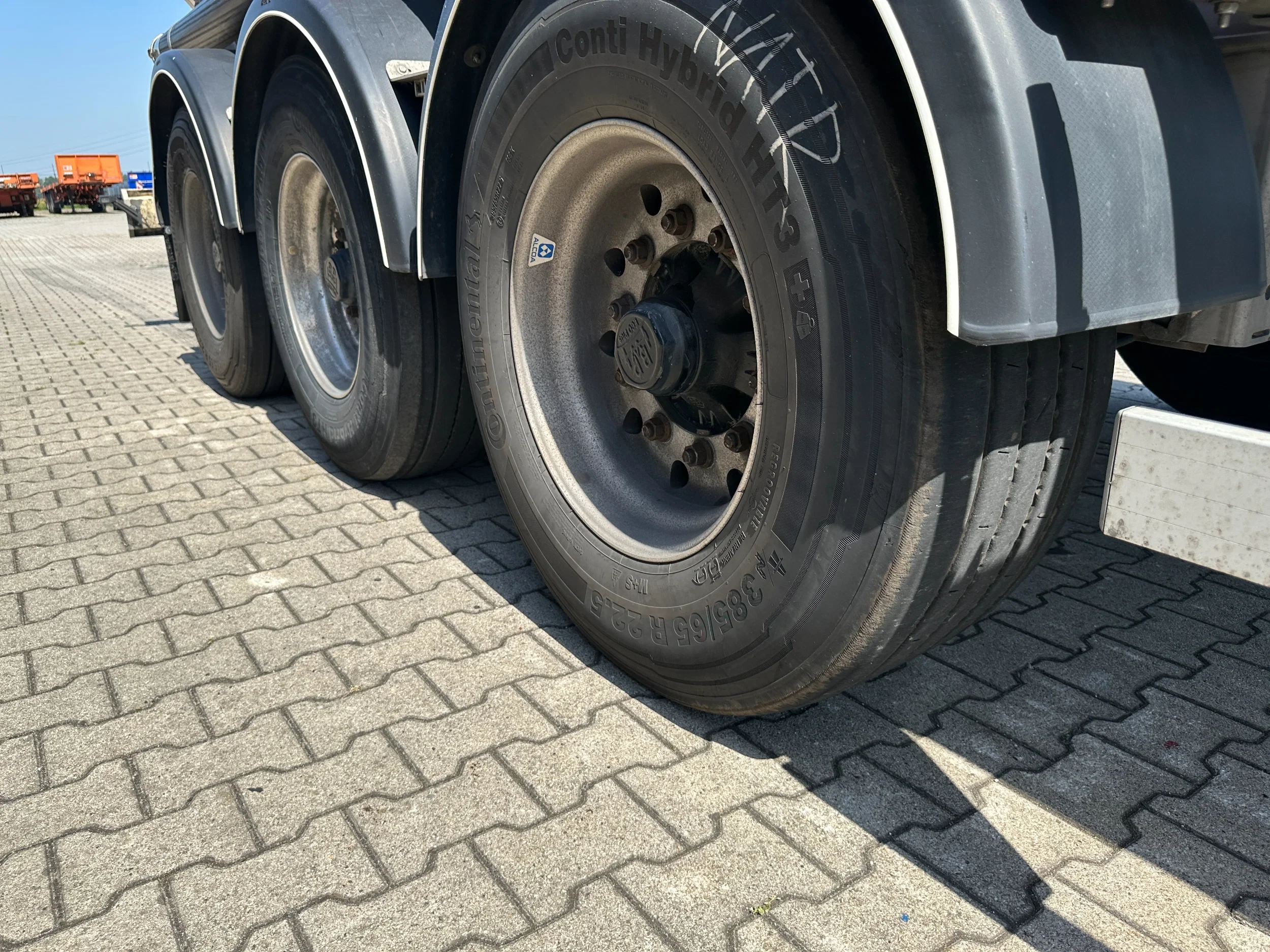 Van Hool 2014 - FOOD / LEBENSMITTEL / empty weight: 5.860kg / 29.500L / 1-comp.+ 1 baffel / discbrakes / NL / APK: 05/2027 afbeelding 38