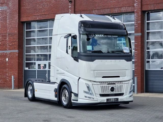 Volvo FH 2026 - 13.500 Globetrotter XL Aero 4x2 - New - Full spec - Retarder - Night clima - Leather te koop