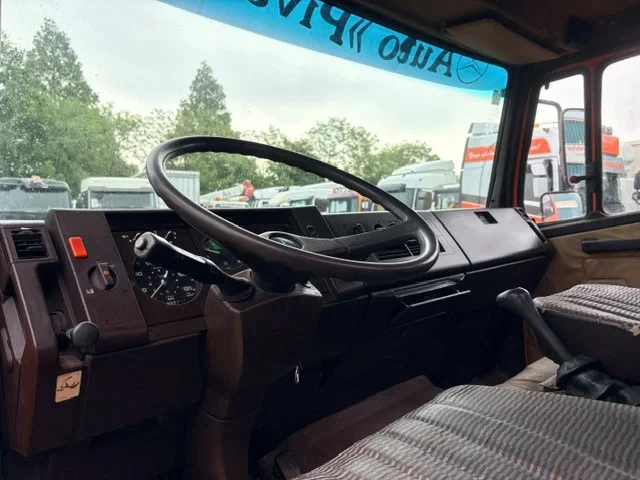 Mercedes-Benz LK 1991 - 814K 4x2 (6-CILINDER) FULL STEEL CHASSIS (MANUAL GEARBOX / FULL STEEL SUSPENSION / 6-CILINDER ENGINE) afbeelding 8