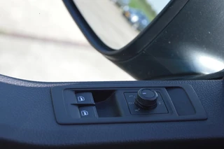 Volkswagen Transporter 2016 - 2.0 TDI L2H1 DC Comfortline 150PK Euro 6 Airco Schuifdeur Trekhaak imagen 13