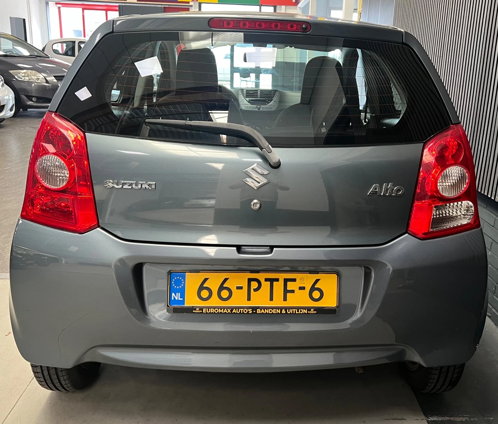 Suzuki Alto 2011 - 1.0 Exclusive - 2e eigenaar - Nette auto afbeelding 9