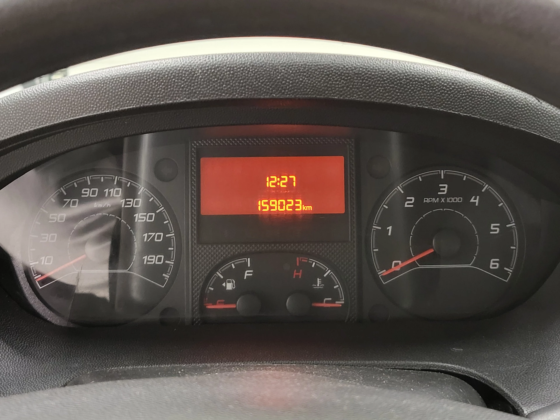 Peugeot Boxer 2015 - 2.2HDI 131pk Pick-up! Bild 10