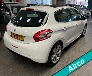 Peugeot 208 2012 - 1.2 VTi Blue Lease 2e Eigenaar - Nap - Panorama - Navigatie afbeelding 2 miniatuur