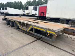 Floor N/A 2005 - 3 AXLE, 6 M EXTENDABLE, WHEEL FILLS afbeelding 5