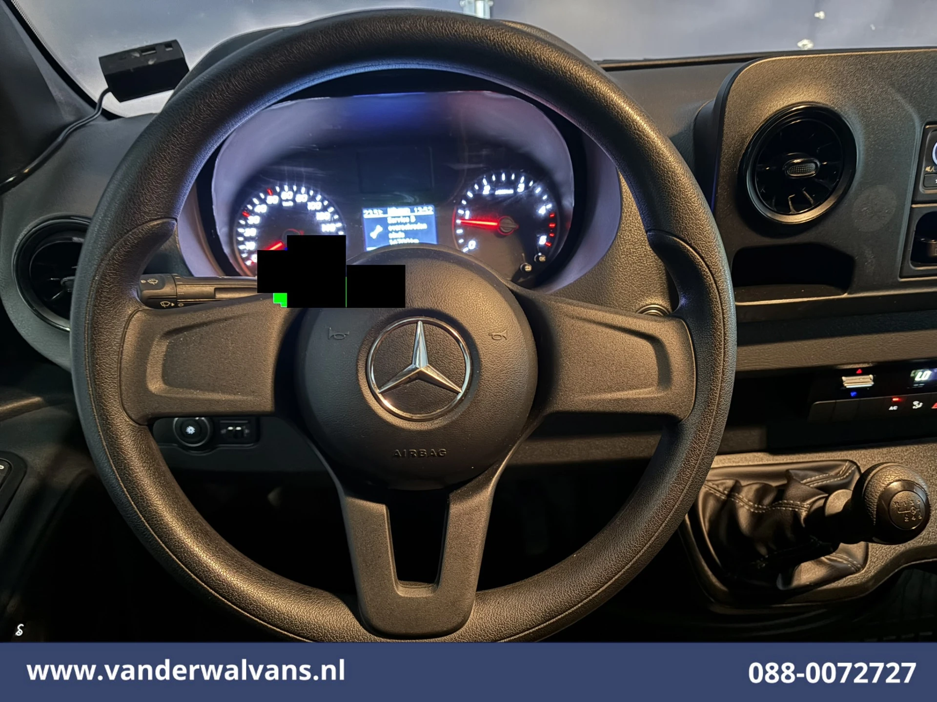 Mercedes-Benz Sprinter 2023 - 211 CDI 115pk L2H2 Euro6 Airco | Trekhaak | Bijrijdersbank afbeelding 15