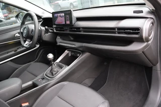 Jeep Avenger 2023 - 1.2 ALTITUDE / 18 inch + All Season / Apple Carplay / LED Lampen zdjecie 9