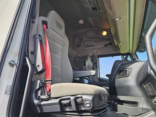 Iveco Stralis 2018 - AS260S42 bild 7