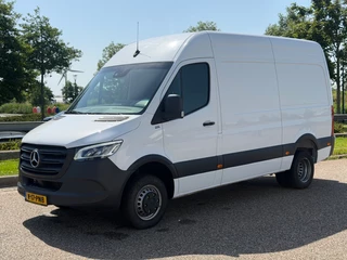 Mercedes-Benz Sprinter 2023 - 517CDI L2H2 Automaat Airco Cruisecontrol AppleCarplay Led/Xenon image 1