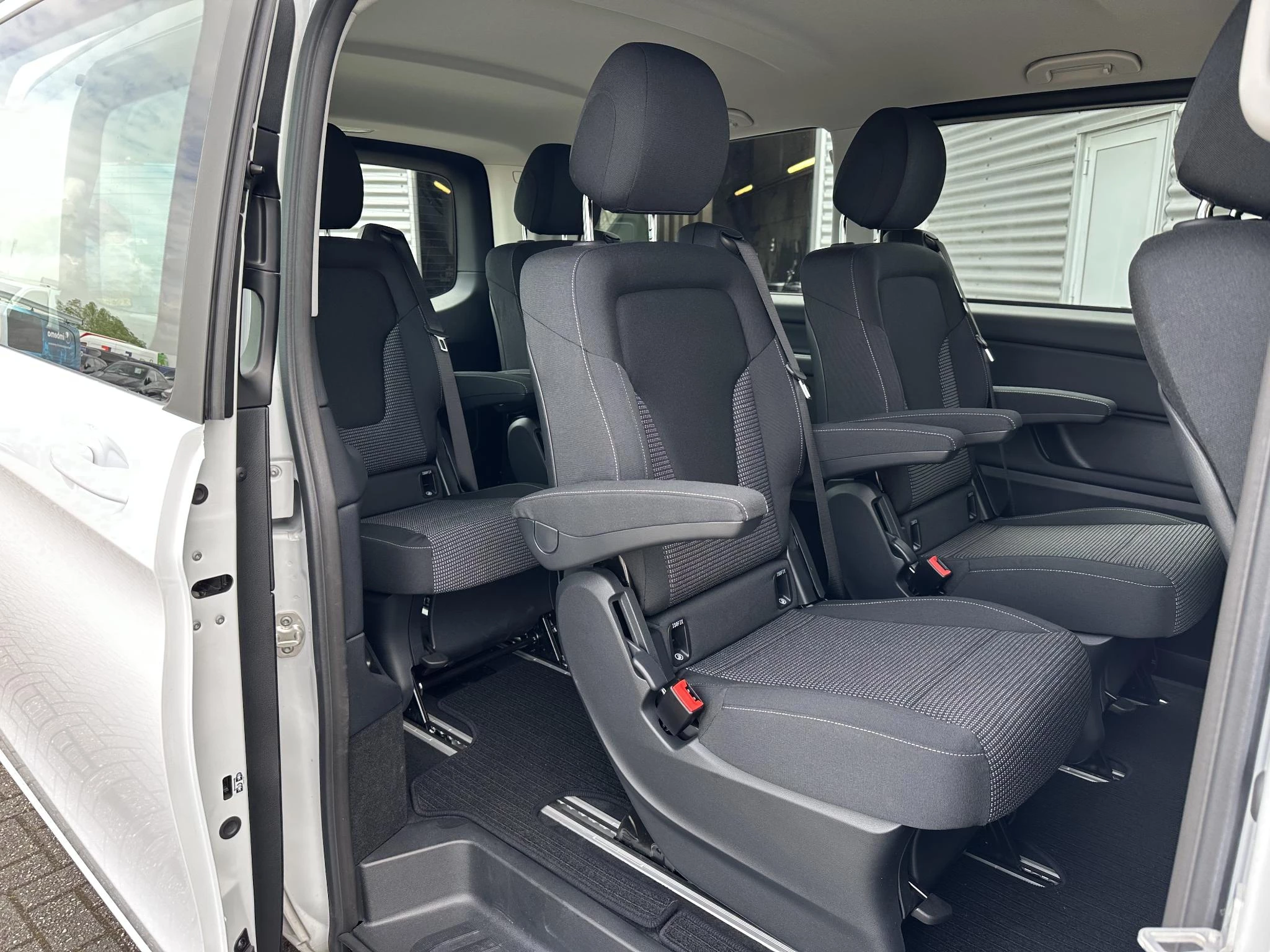 Mercedes-Benz EQV 2025 - 300 90 kWh 6/7/8-Persoons Facelift Model L2 afbeelding 16