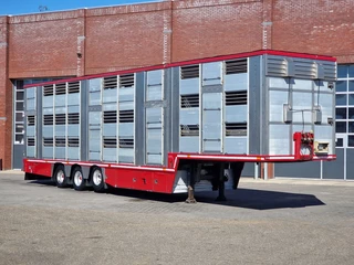 Zorzi 38S13619 2011 - Irma 2 deck livestock - Water & Ventilation - Lifting roof - Lifting floor - bild 40