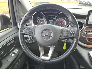 Mercedes-Benz EQV 2021 - 300 image 10