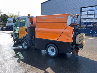 Bucher Citycat 2020 with 3-rd brush 2017 - N/A obrazek 6